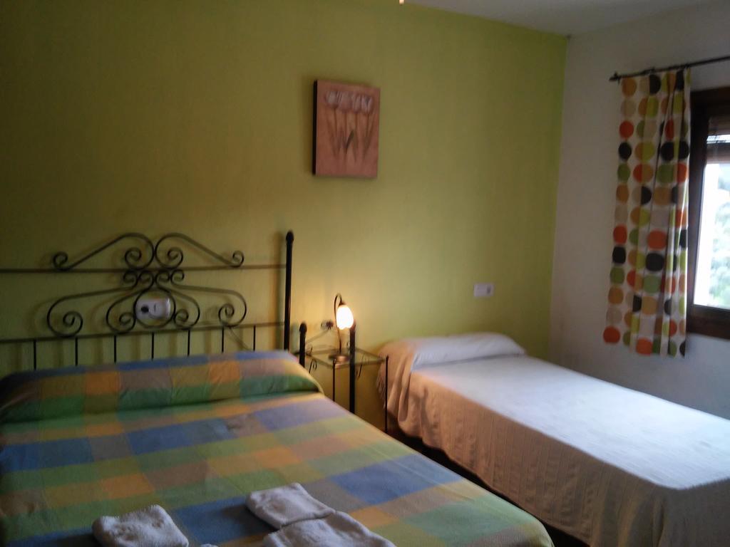 Apartamentos Rurales Jardines Del Visir Хеналхуасил Екстериор снимка